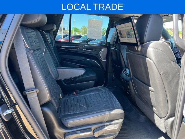 Used 2023 Cadillac Escalade Sport Platinum AWD/4WD image 21