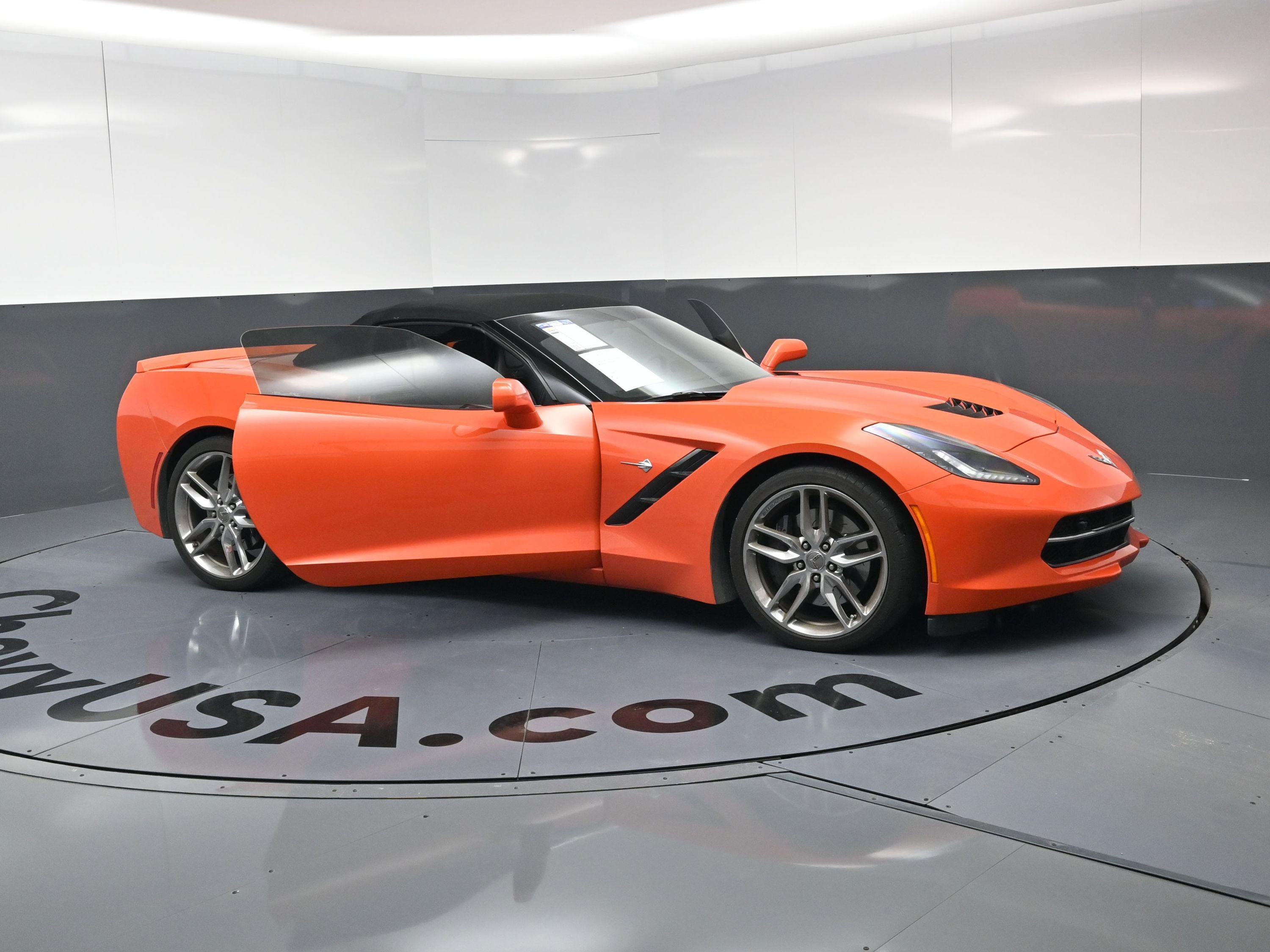 Used 2019 Chevrolet Corvette Stingray Convertible Z51 2LT image 22