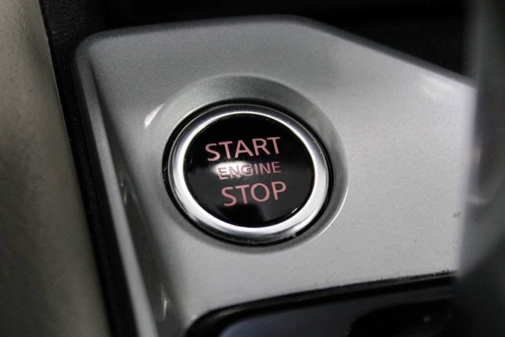 Used 2025 Nissan Altima 2.5 SV image 29