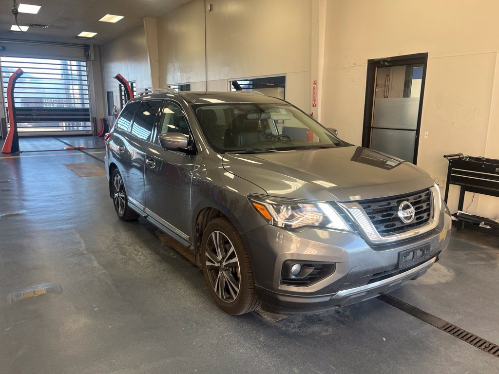 Used 2020 Nissan Pathfinder Platinum AWD/4WD image 14