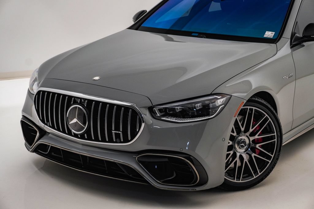 Used 2024 Mercedes-Benz S 63 AMG S image 4