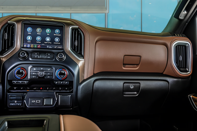 Used 2021 Chevrolet Silverado 3500 High Country w/ Z71 Off-Road Package AWD/4WD image 14