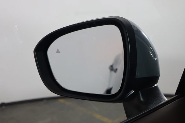 Used 2021 Nissan Rogue SL AWD/4WD image 38