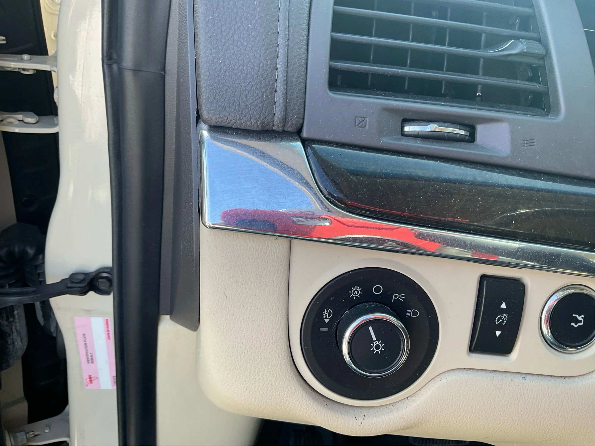 Used 2016 Lincoln MKS w/ Equipment Group 101A image 16