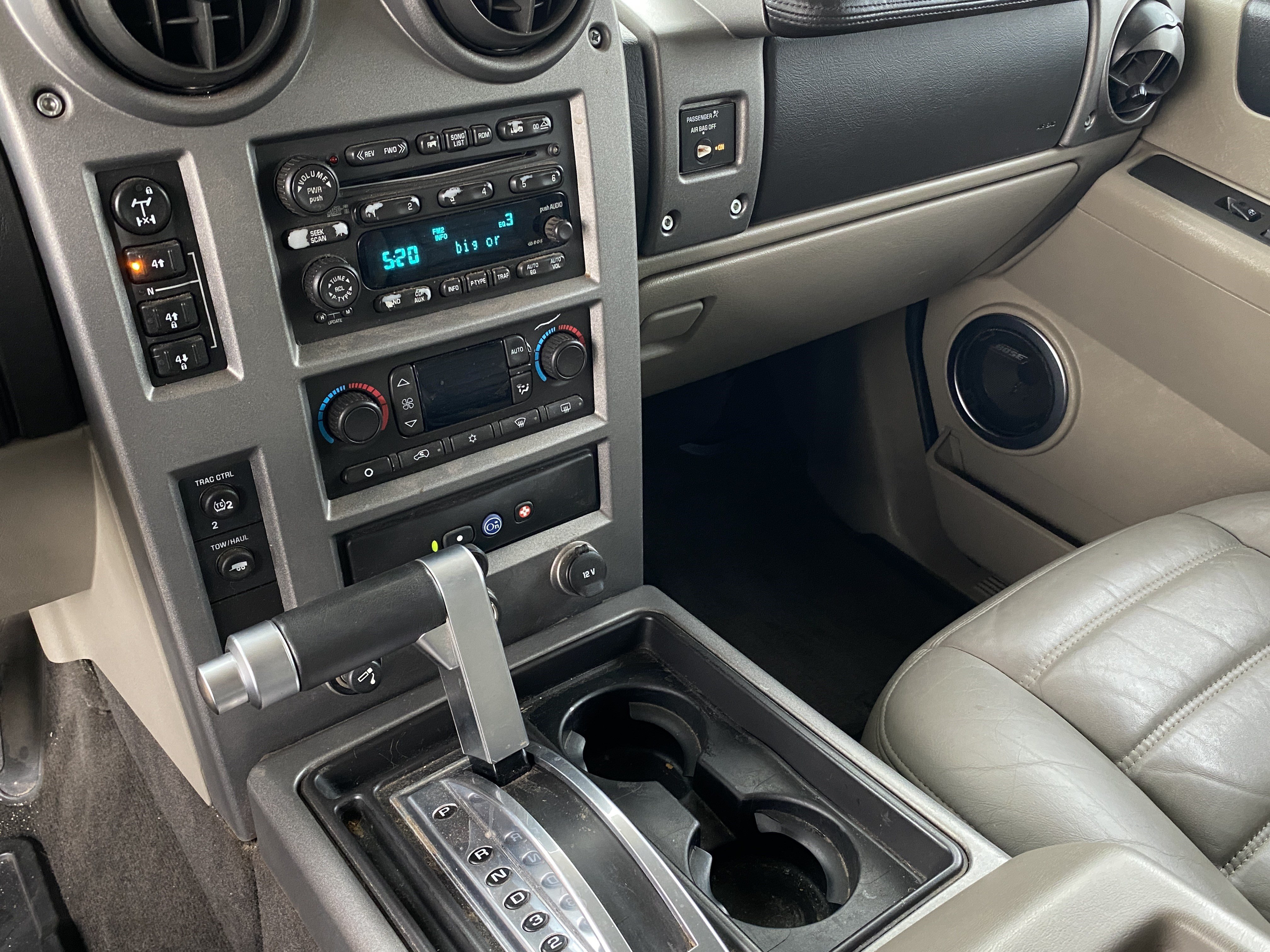 Used 2003 HUMMER H2 w/ Preferred Equipment Group AWD/4WD image 14