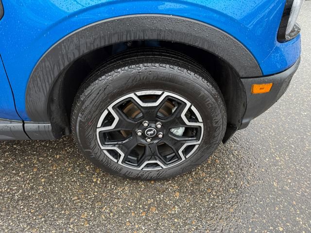 Certified 2025 Ford Bronco Sport Outer Banks w/ Outer Banks Tech Package+ AWD/4WD image 30