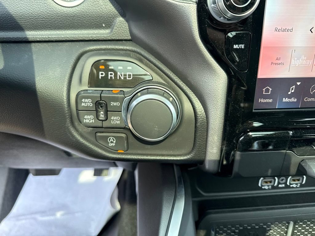 New 2026 RAM 1500 Big Horn AWD/4WD image 14