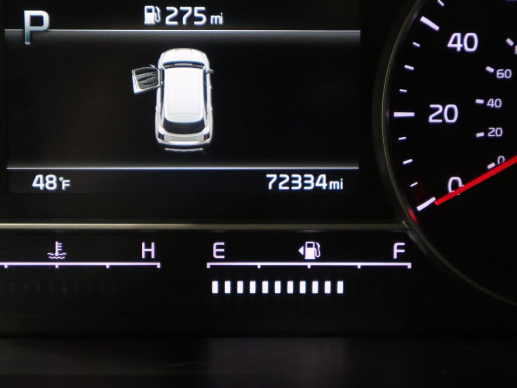 Used 2022 Kia Sorento LX image 37