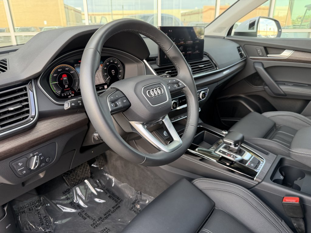 Used 2025 Audi Q5 e Premium Plus w/ Premium Plus Package AWD/4WD image 39