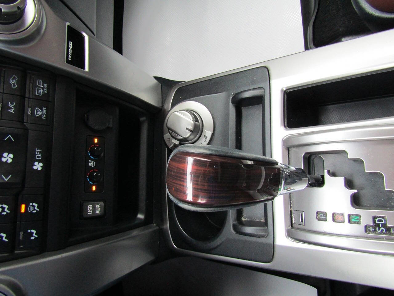 Used 2019 Toyota 4Runner Limited image 13