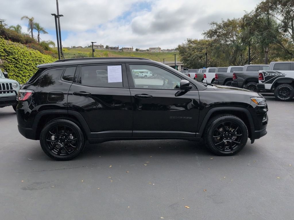Certified 2022 Jeep Compass Altitude image 4