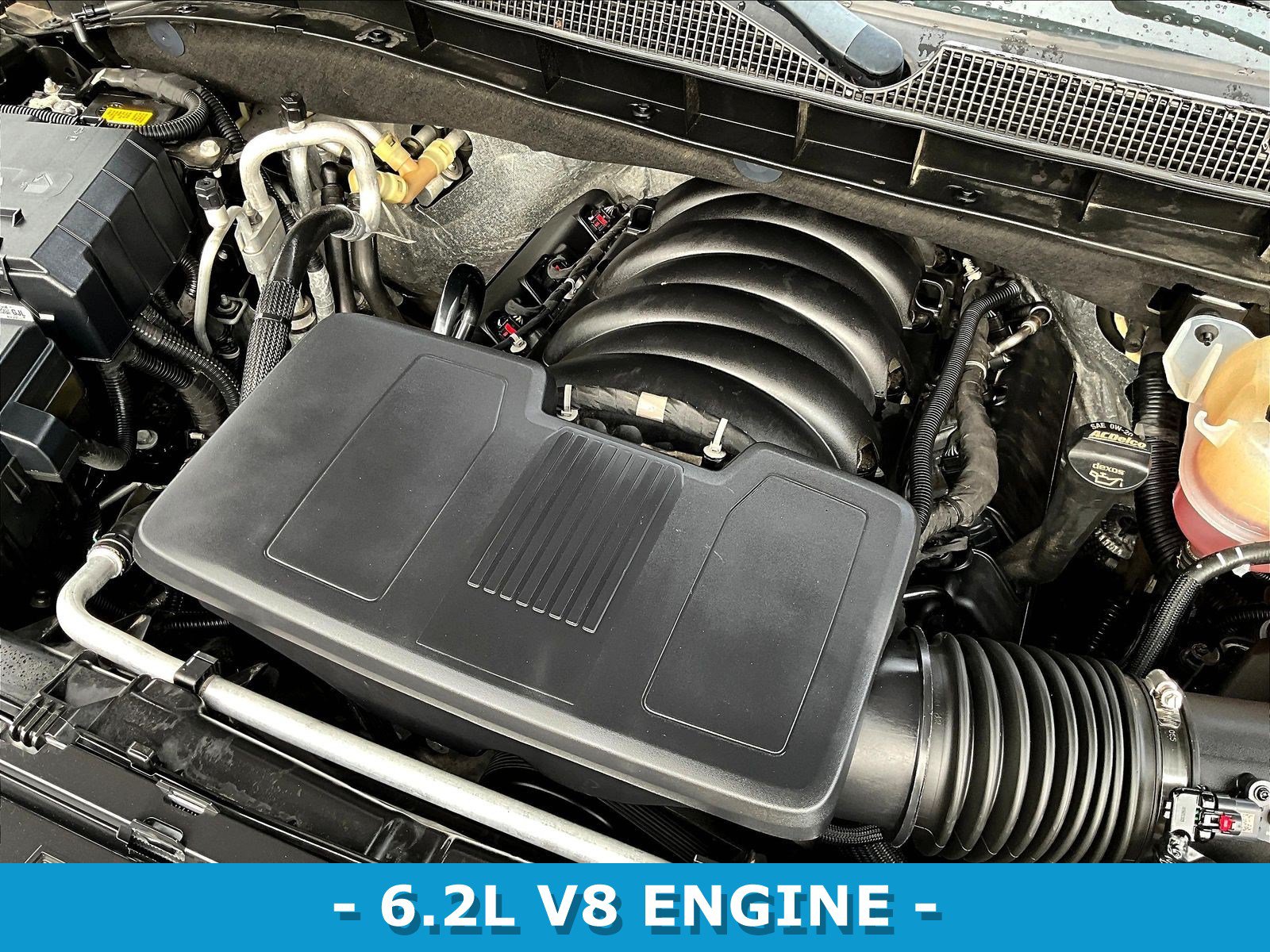 Used 2022 Chevrolet Suburban High Country AWD/4WD image 32