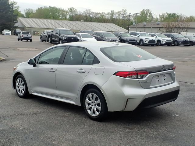Used 2023 Toyota Corolla LE FWD image 18