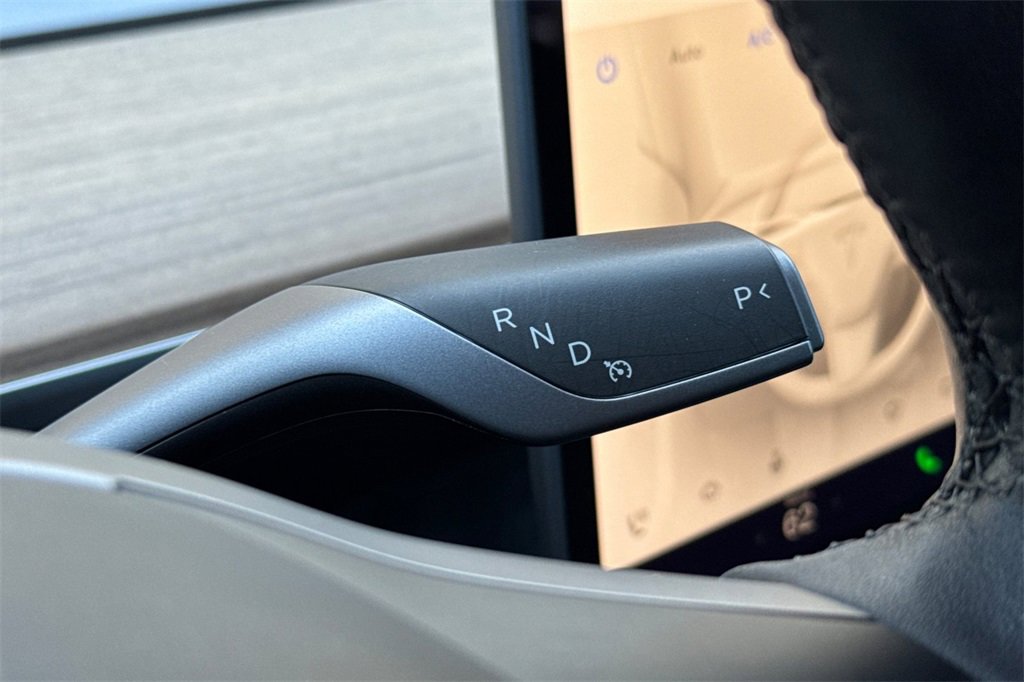 Used 2022 Tesla Model 3 image 21