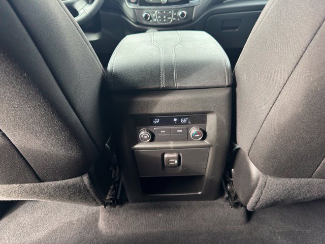 Used 2023 Chevrolet Traverse LT AWD/4WD image 10