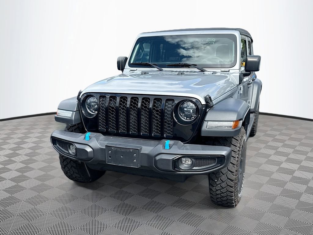 Used 2023 Jeep Wrangler Unlimited image 2