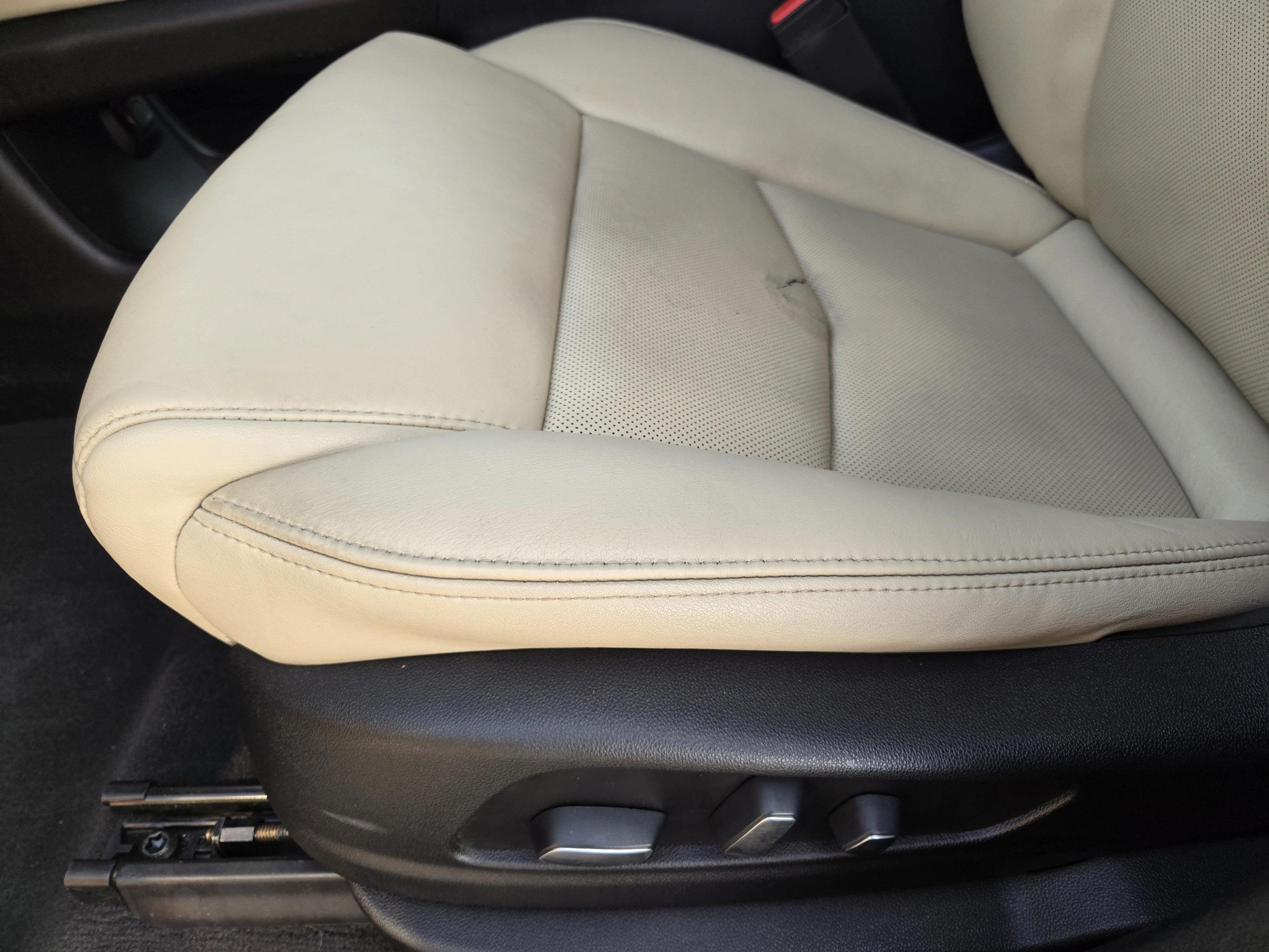 Used 2019 Cadillac XT5 Luxury FWD image 22