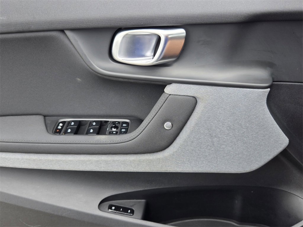 Used 2021 Polestar Polestar 2 image 25