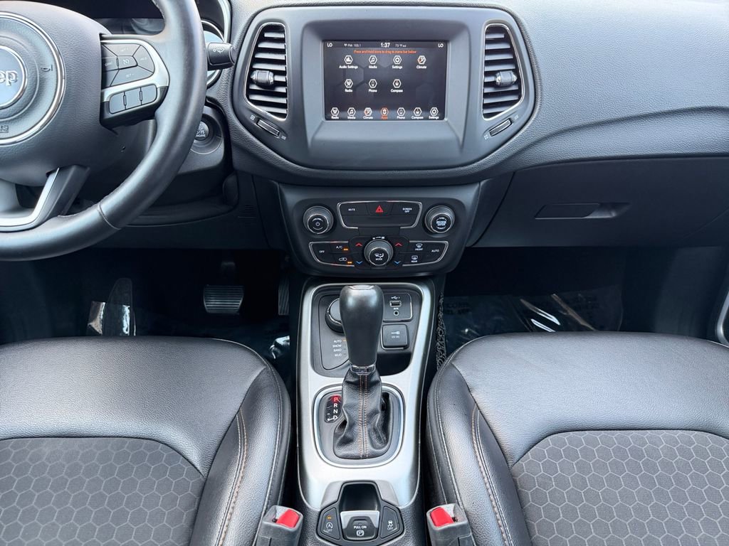 Used 2019 Jeep Compass Latitude AWD/4WD image 26