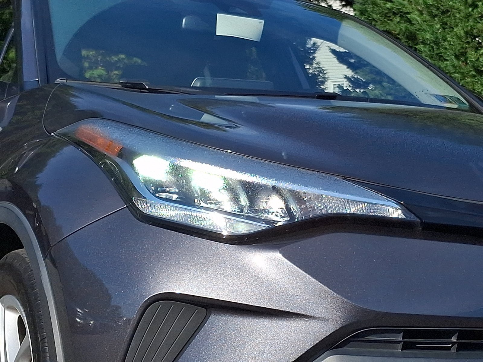 Certified 2021 Toyota C-HR LE FWD image 9