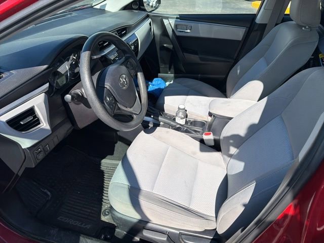 Used 2016 Toyota Corolla LE image 2