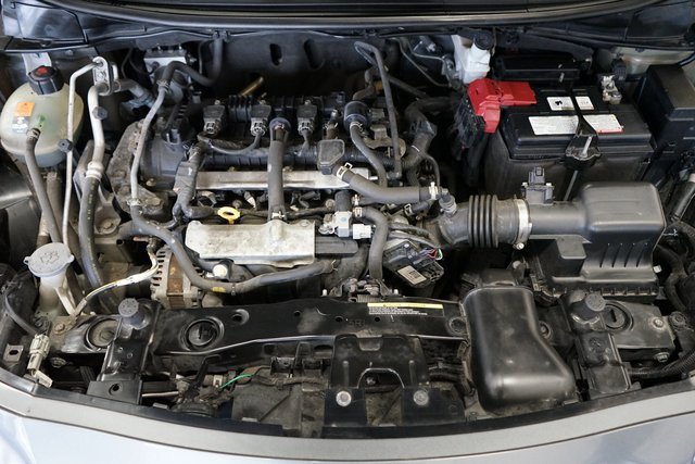 Used 2021 Nissan Versa SV image 41