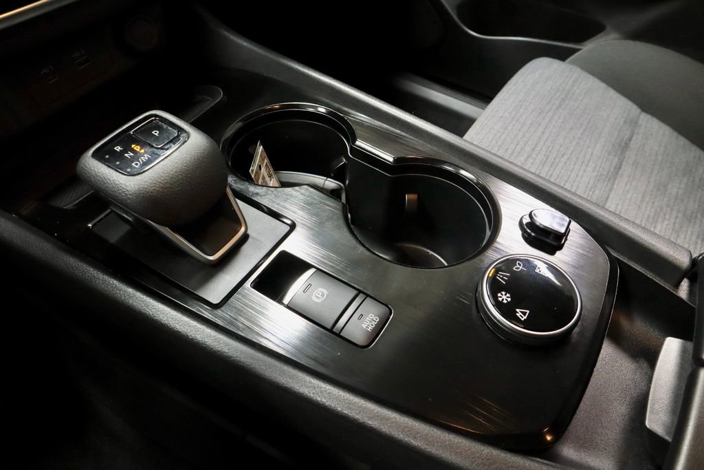 Used 2023 Nissan Rogue SV image 33