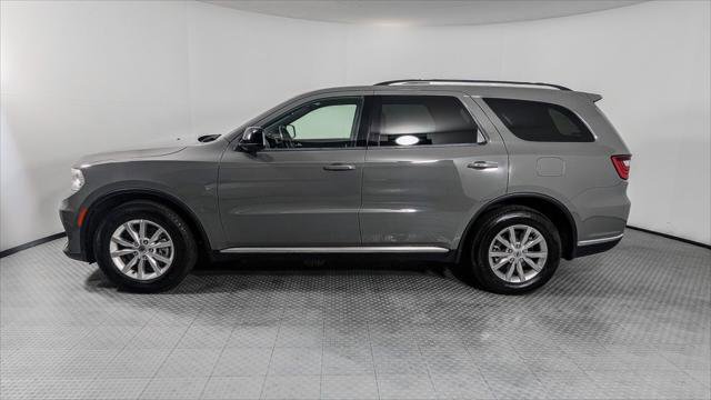 Used 2023 Dodge Durango SXT image 3