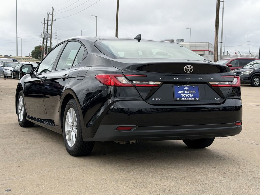 Used 2026 Toyota Camry LE FWD image 7