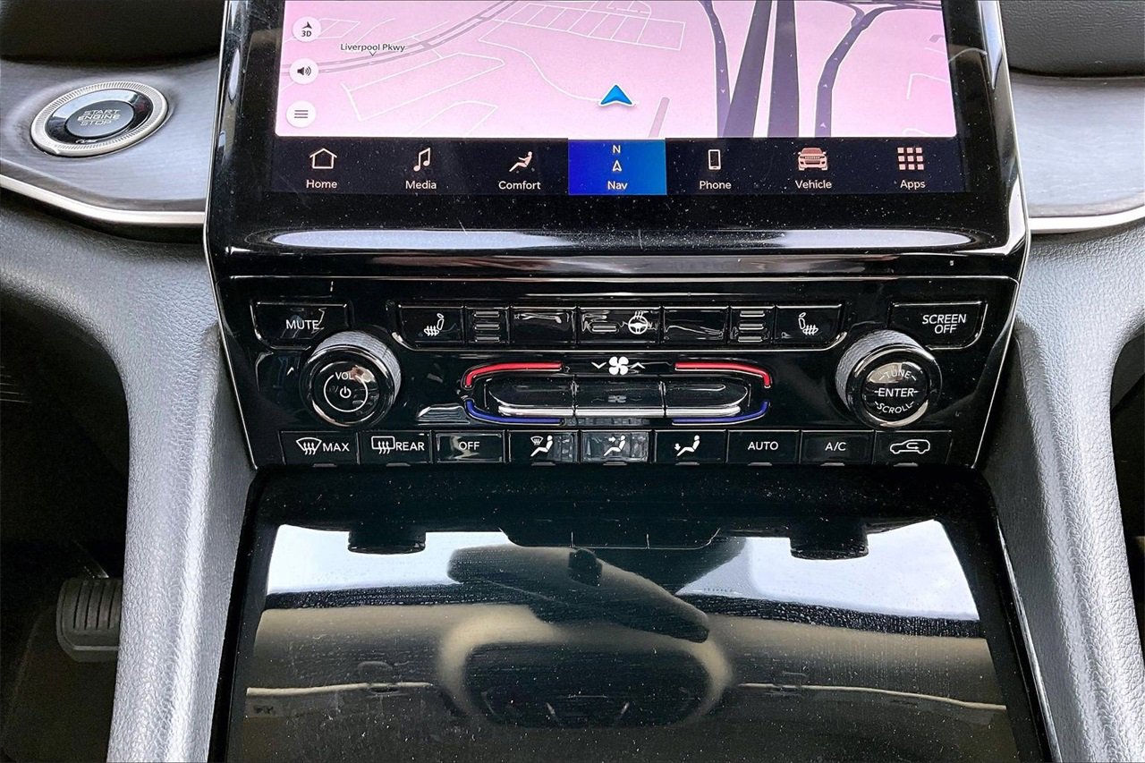 Certified 2022 Jeep Grand Cherokee L Limited image 19