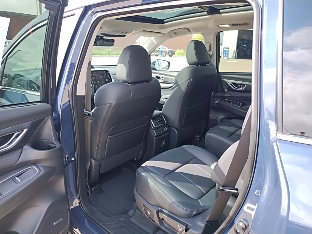 New 2025 Subaru Ascent Limited image 41