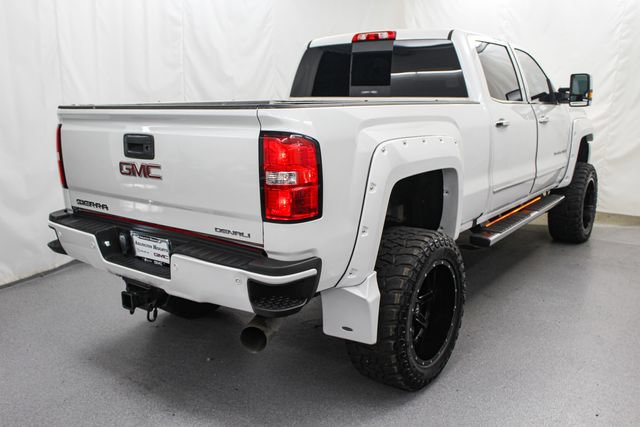 Used 2018 GMC Sierra 3500 Denali AWD/4WD image 9