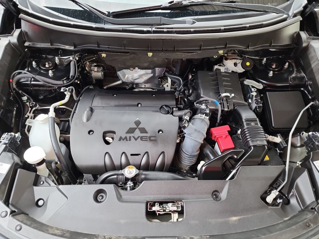 Used 2025 Mitsubishi Outlander Sport ES AWD/4WD image 40