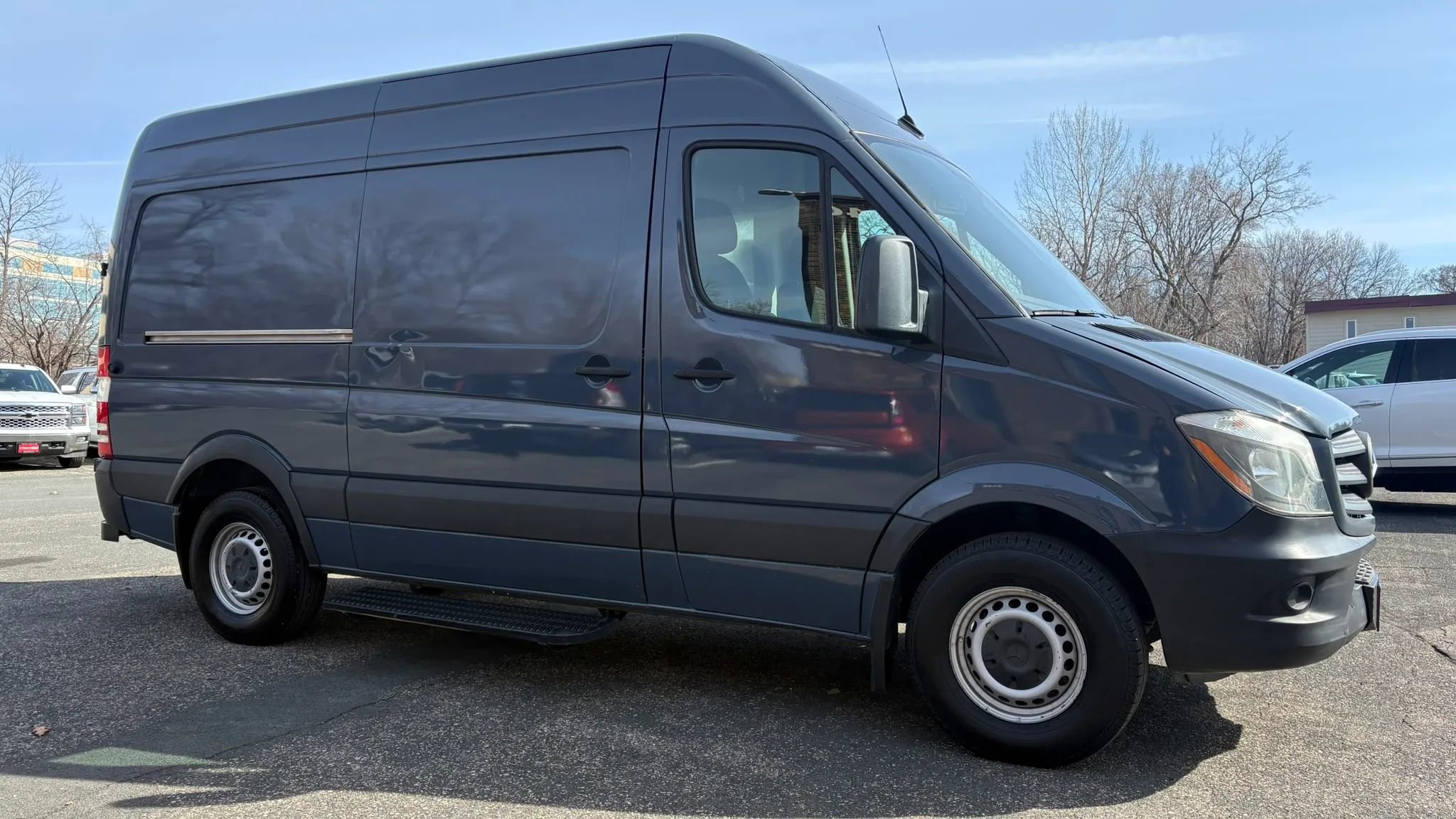 Used 2018 Mercedes-Benz Sprinter 2500 image 12