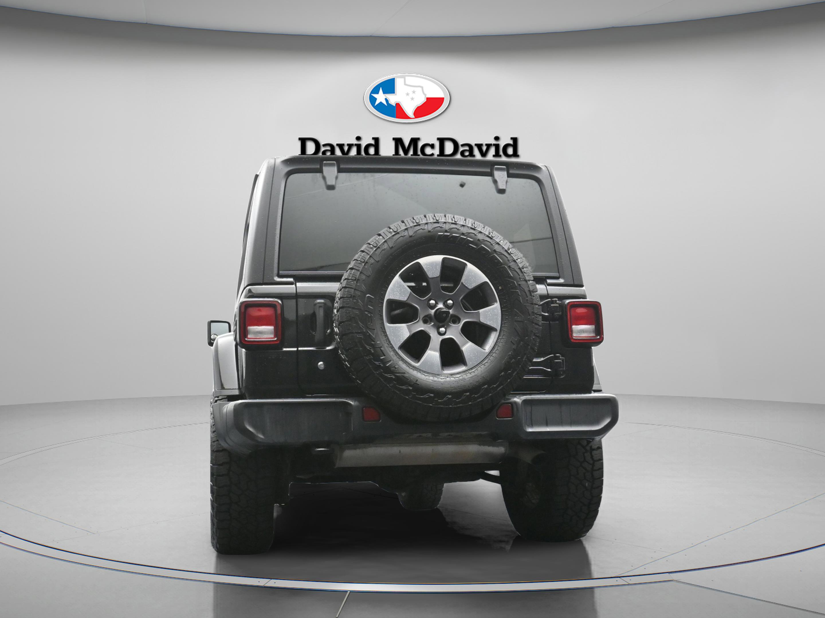 Used 2018 Jeep Wrangler Unlimited Sahara AWD/4WD image 29
