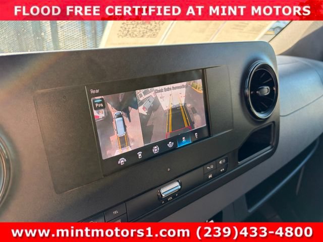 Used 2020 Mercedes-Benz Sprinter 1500 w/ Driver Convenience Package image 27