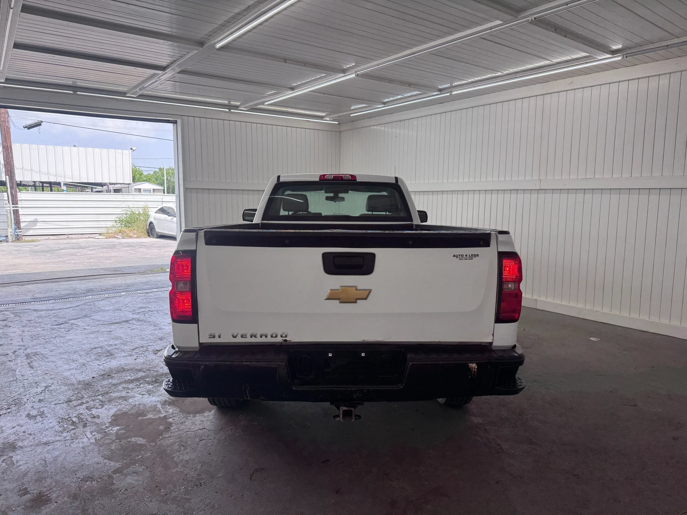 Used 2015 Chevrolet Silverado 1500 W/T RWD image 6