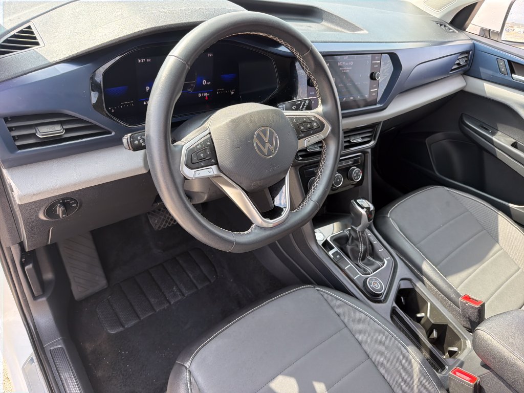 Certified 2023 Volkswagen Taos SE w/ Black Wheel Package AWD/4WD image 8