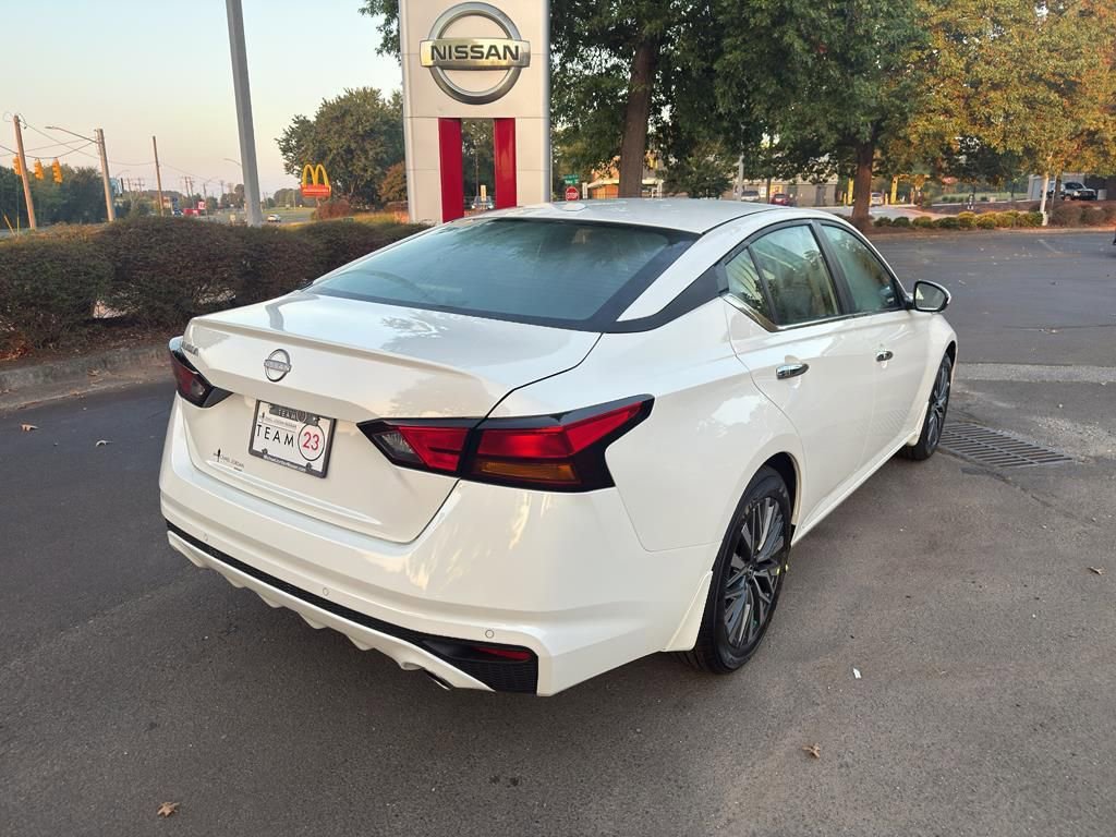 New 2025 Nissan Altima 2.5 SV w/ SV Premium Package image 7