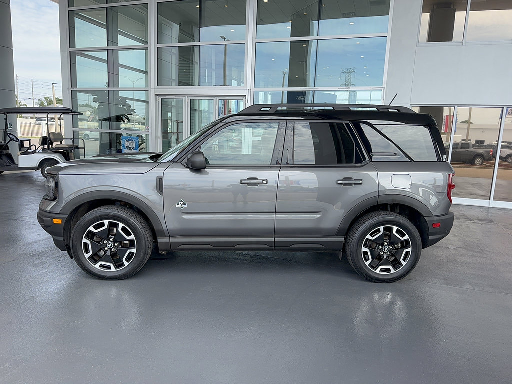 Certified 2022 Ford Bronco Sport Outer Banks w/ Tech Package AWD/4WD image 2