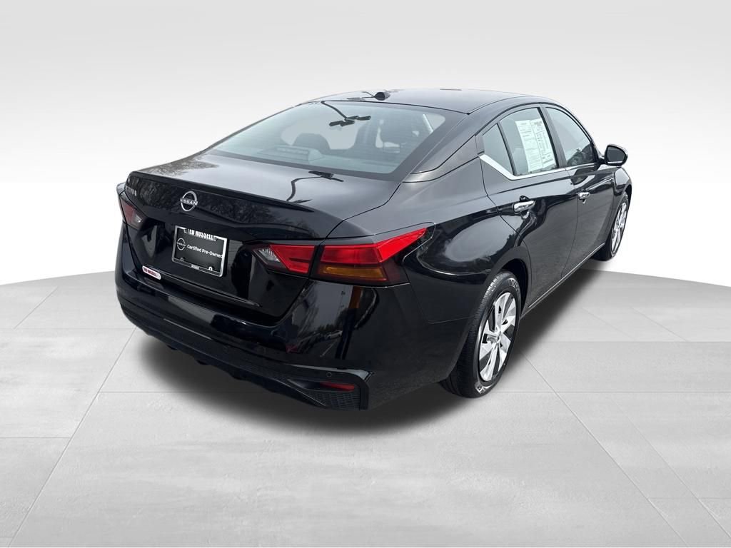 Used 2025 Nissan Altima 2.5 S image 6