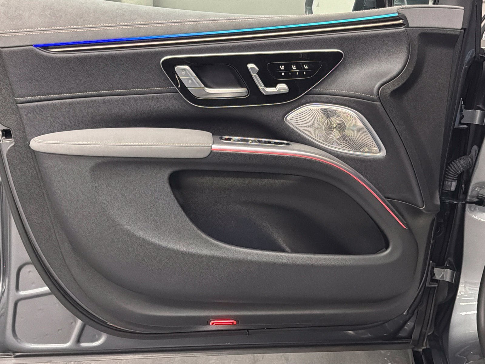 Certified 2023 Mercedes-Benz EQS 580 4MATIC SUV image 21