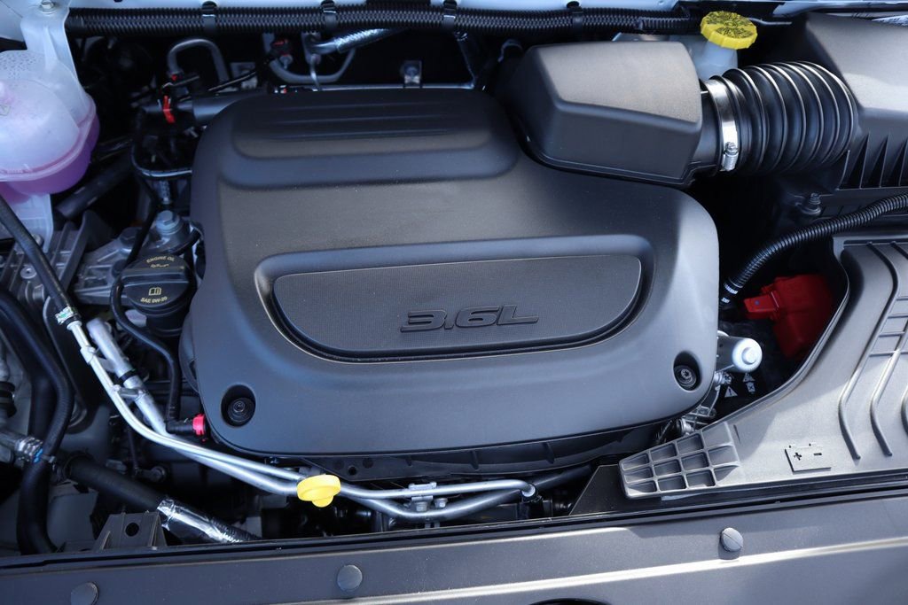 New 2026 Chrysler Pacifica Select FWD image 20