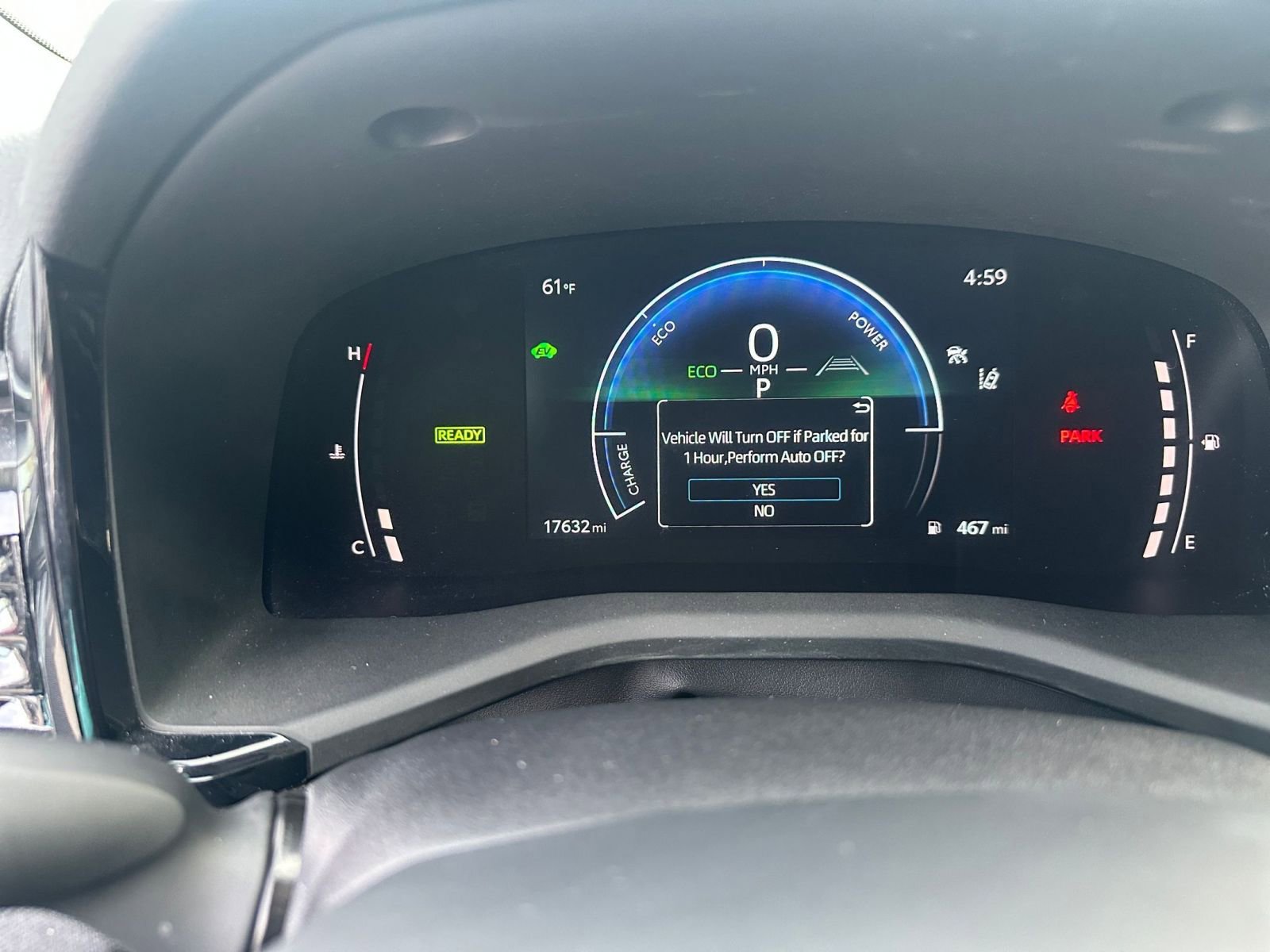 Used 2025 Toyota Camry LE image 39