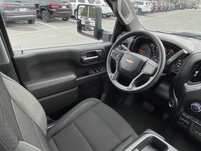 Used 2025 Chevrolet Silverado 2500 Custom w/ Custom Value Package image 23