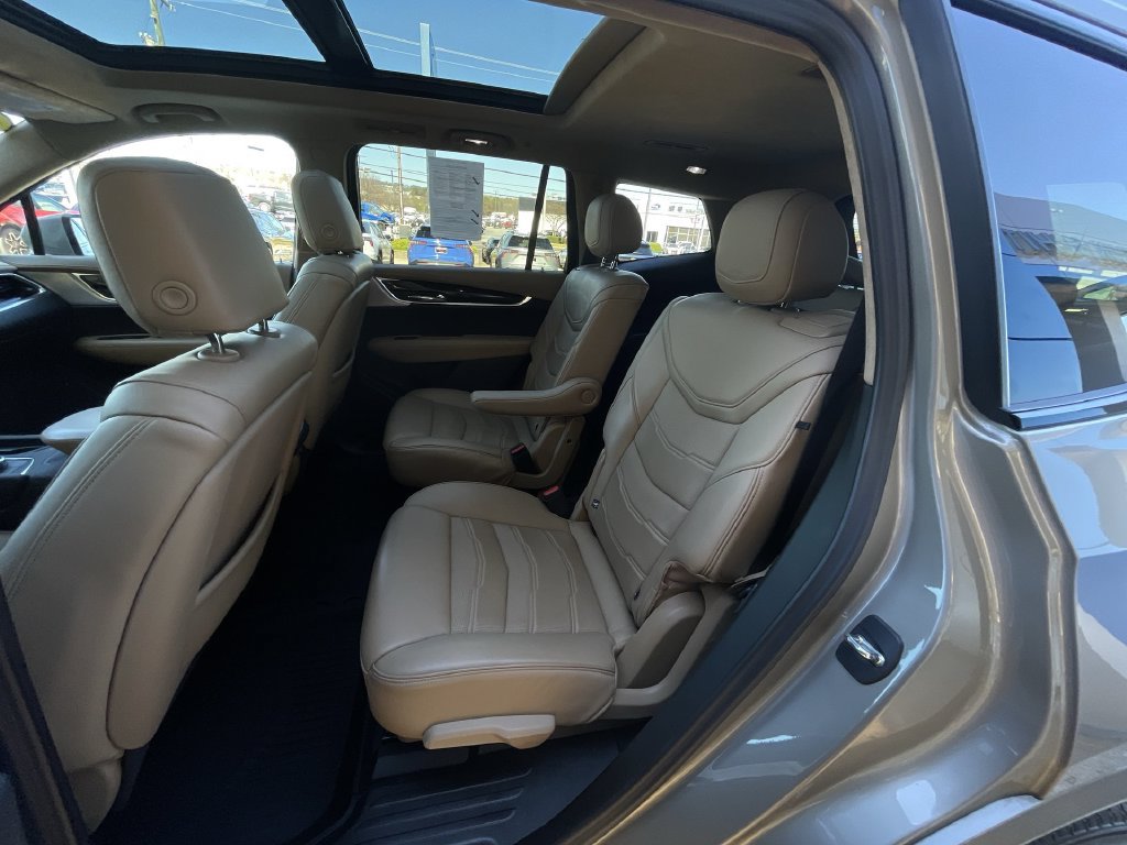 Certified 2023 Cadillac XT6 Sport w/ Platinum Package AWD/4WD image 26