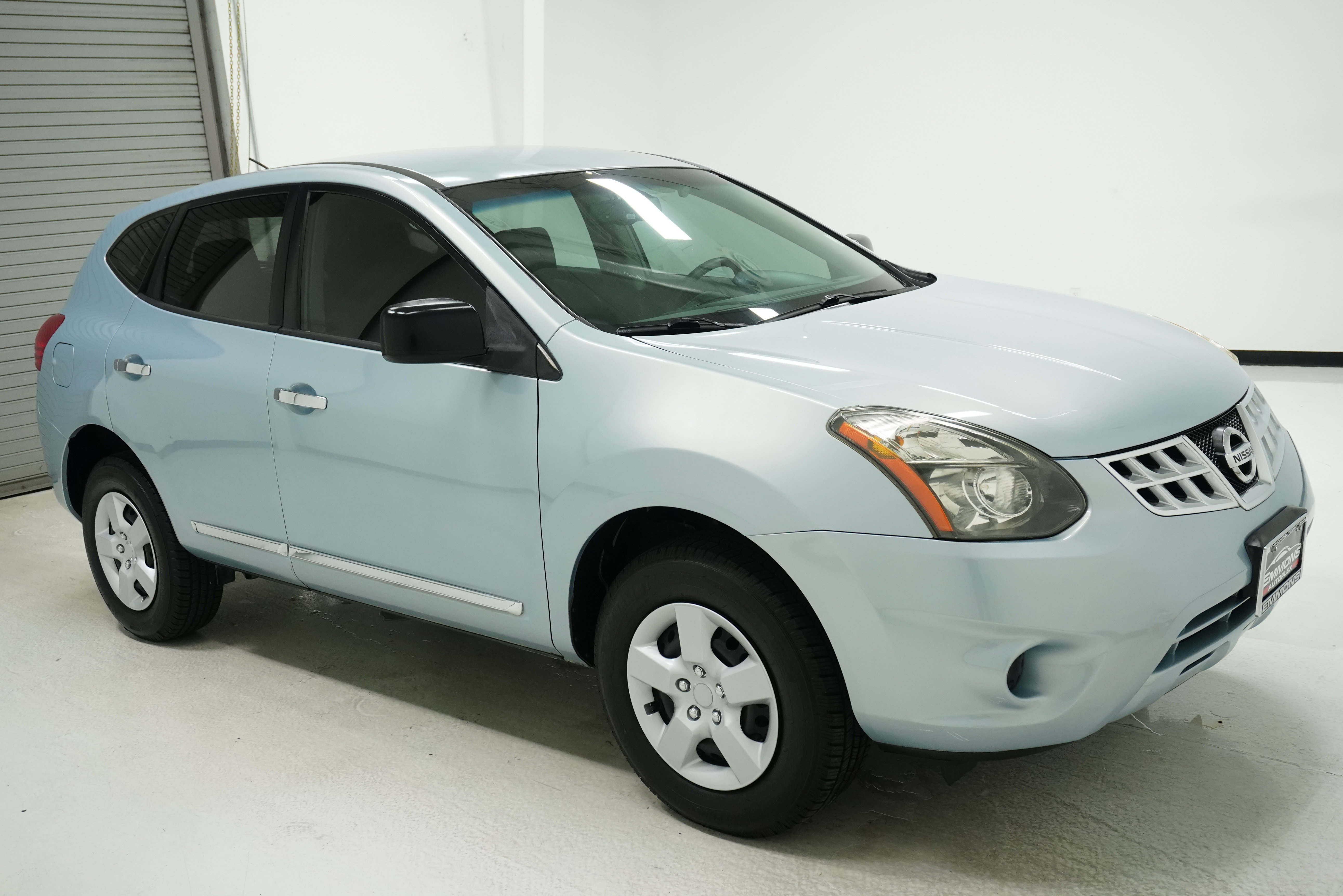 Used 2014 Nissan Rogue S image 3