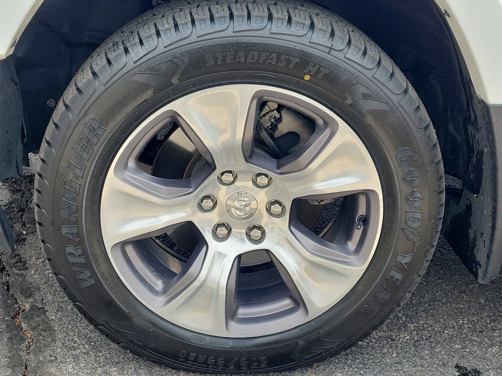 Used 2020 RAM 1500 Laramie AWD/4WD image 17