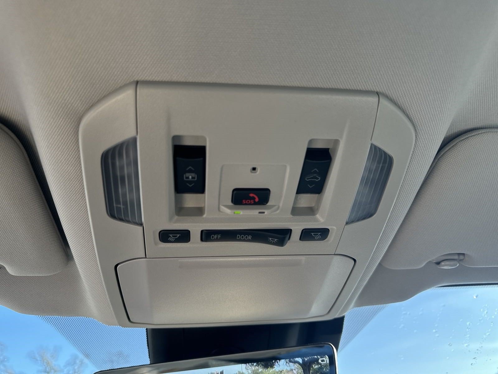 New 2025 Toyota Highlander Platinum AWD/4WD image 24