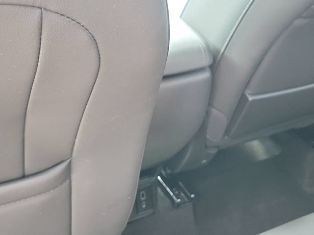 Used 2025 Buick Encore GX Sport Touring w/ Advanced Technology Package FWD image 10